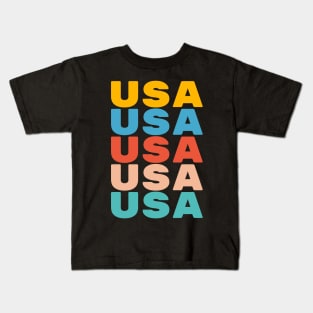 USA SPORT ATHLETIC 80S STYLE U.S.A INDEPENDENCE DAY 4TH JULY Kids T-Shirt